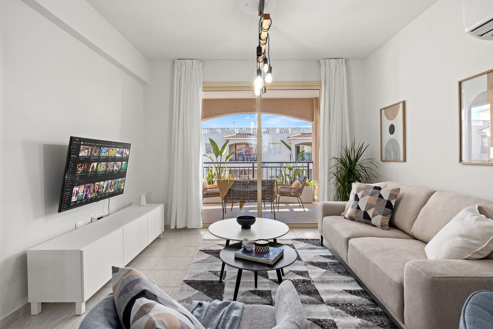 Edge Residence