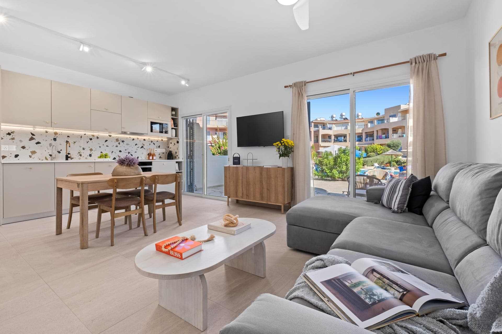 Chic Oasis